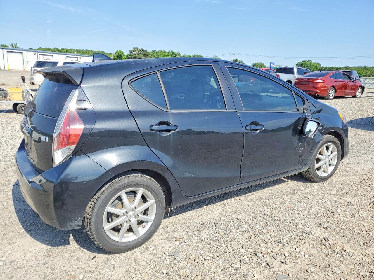Toyota Prius c Three
