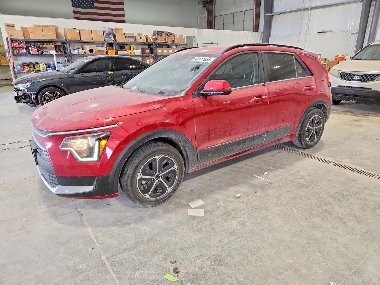 Salvage Kia Niro Image