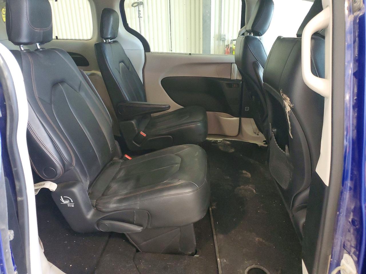 Chrysler Pacifica Touring L