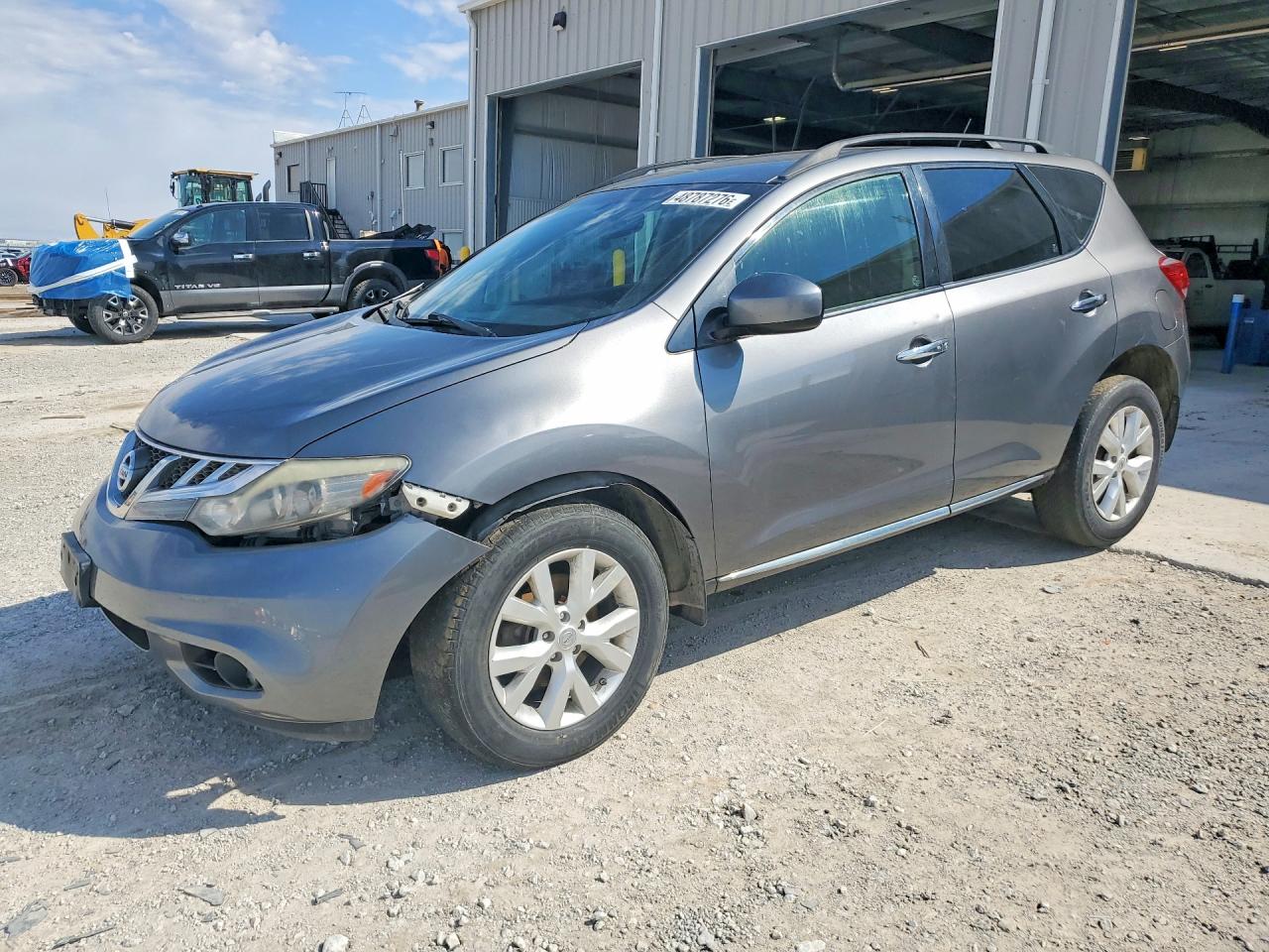 Salvage Nissan Murano Image