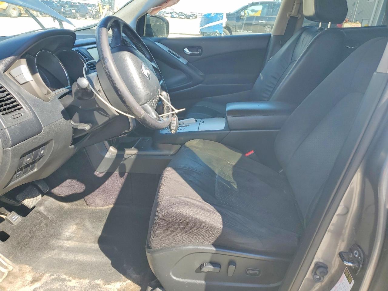Nissan Murano S