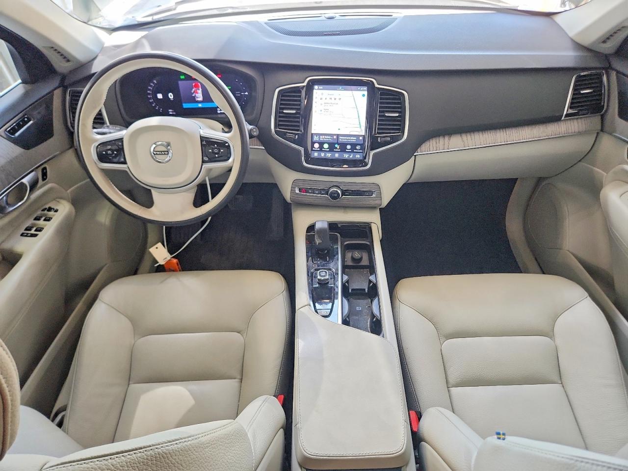 Volvo XC90 Plus