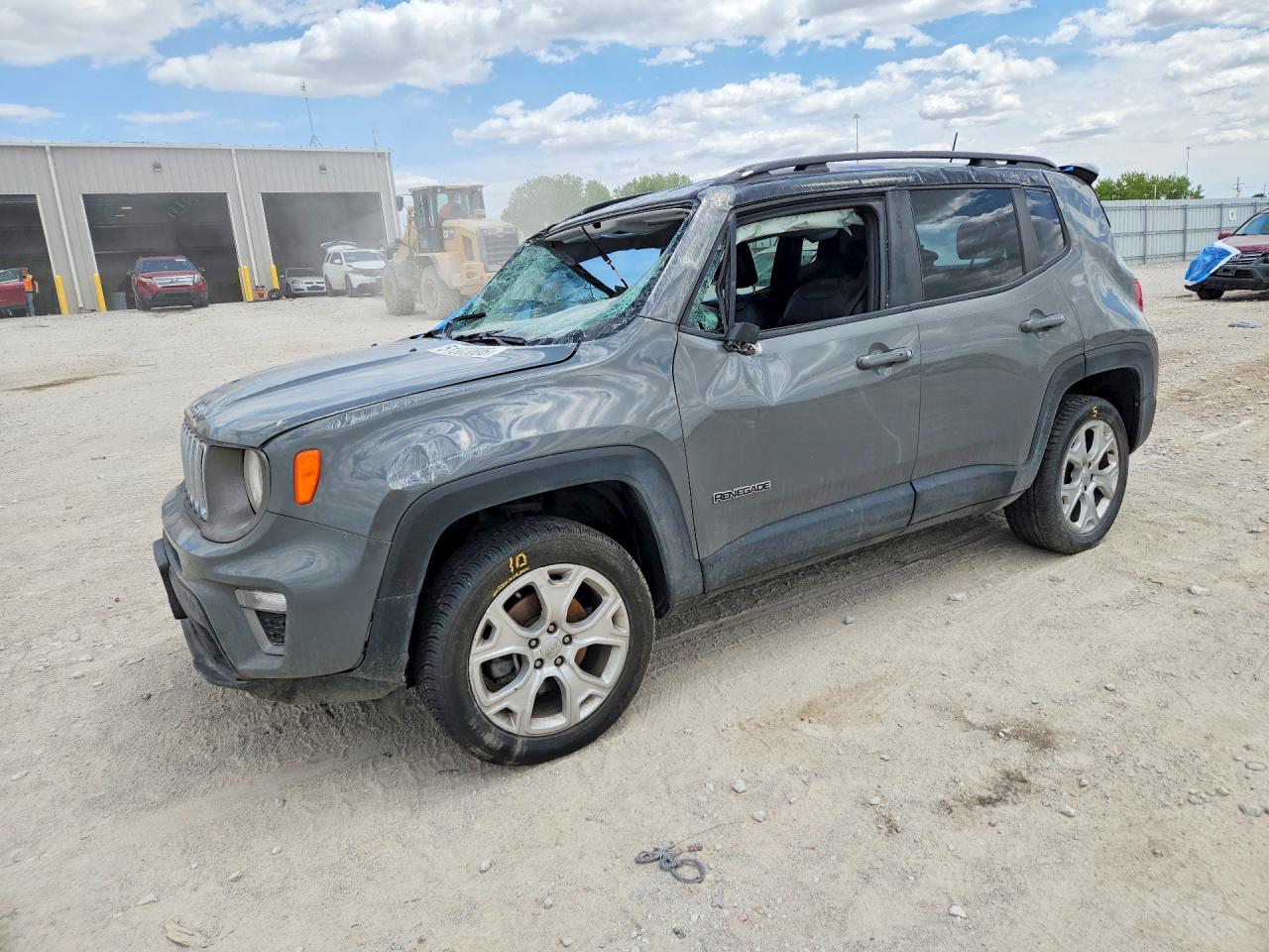 Salvage Jeep Renegade Image