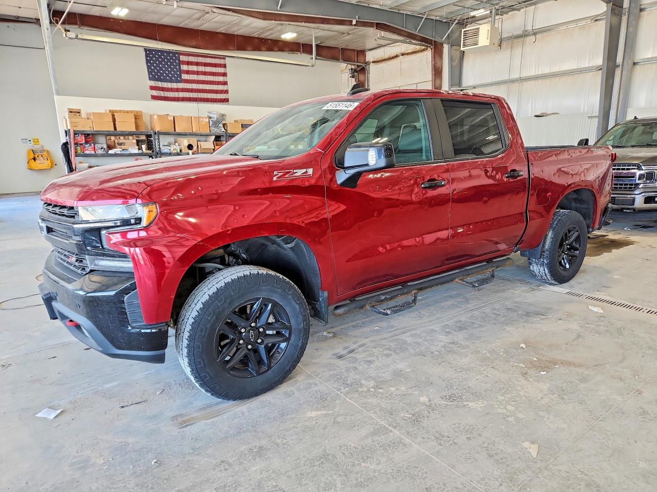 Salvage Chevrolet Silverado Image