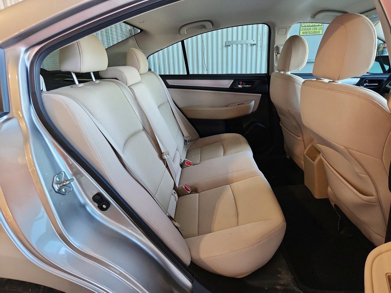 Subaru Legacy 2.5i Premium