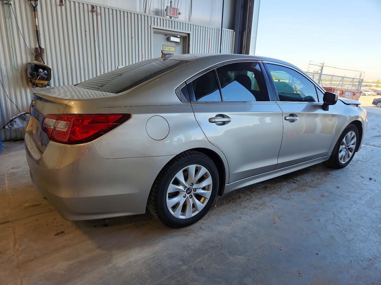 Subaru Legacy 2.5i Premium
