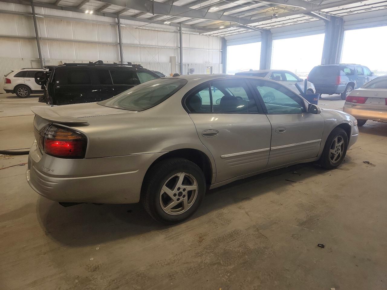 Pontiac Bonneville Se