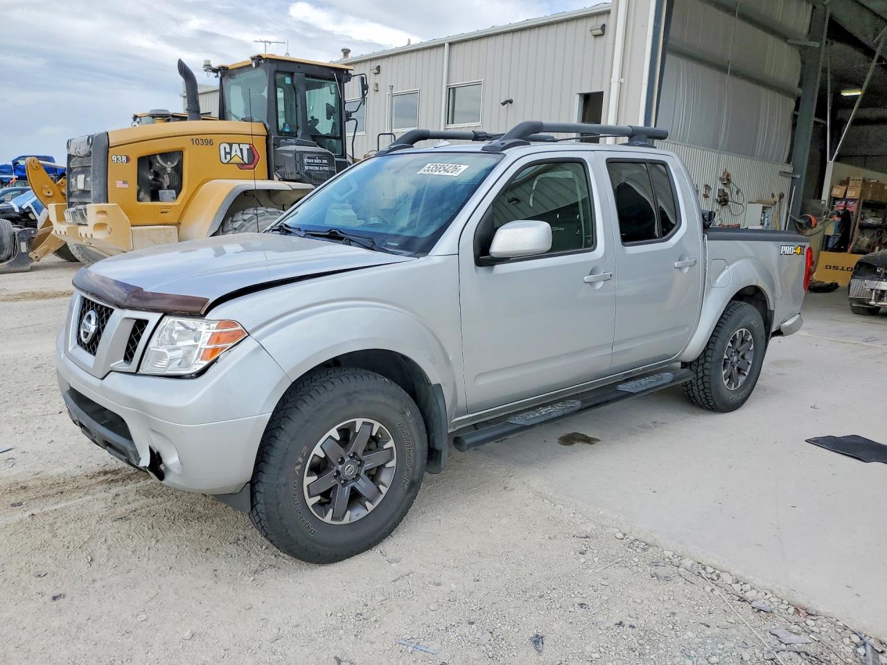 Salvage Nissan Frontier Image