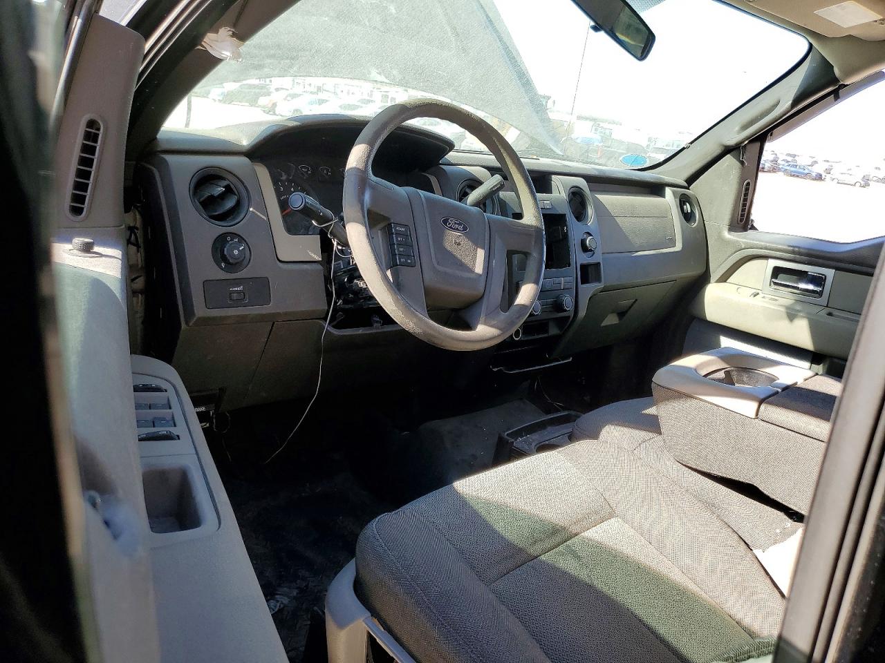 Ford F-150 Super Cab