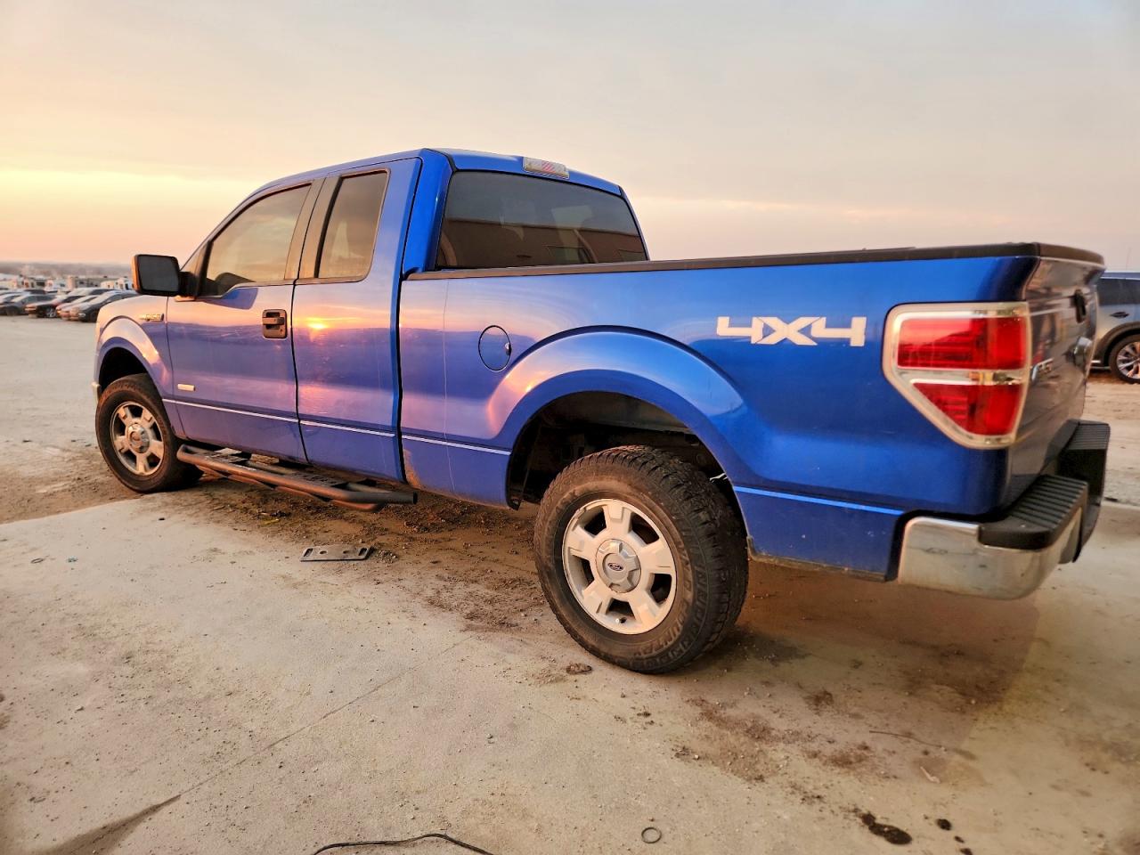 Ford F-150 Super Cab