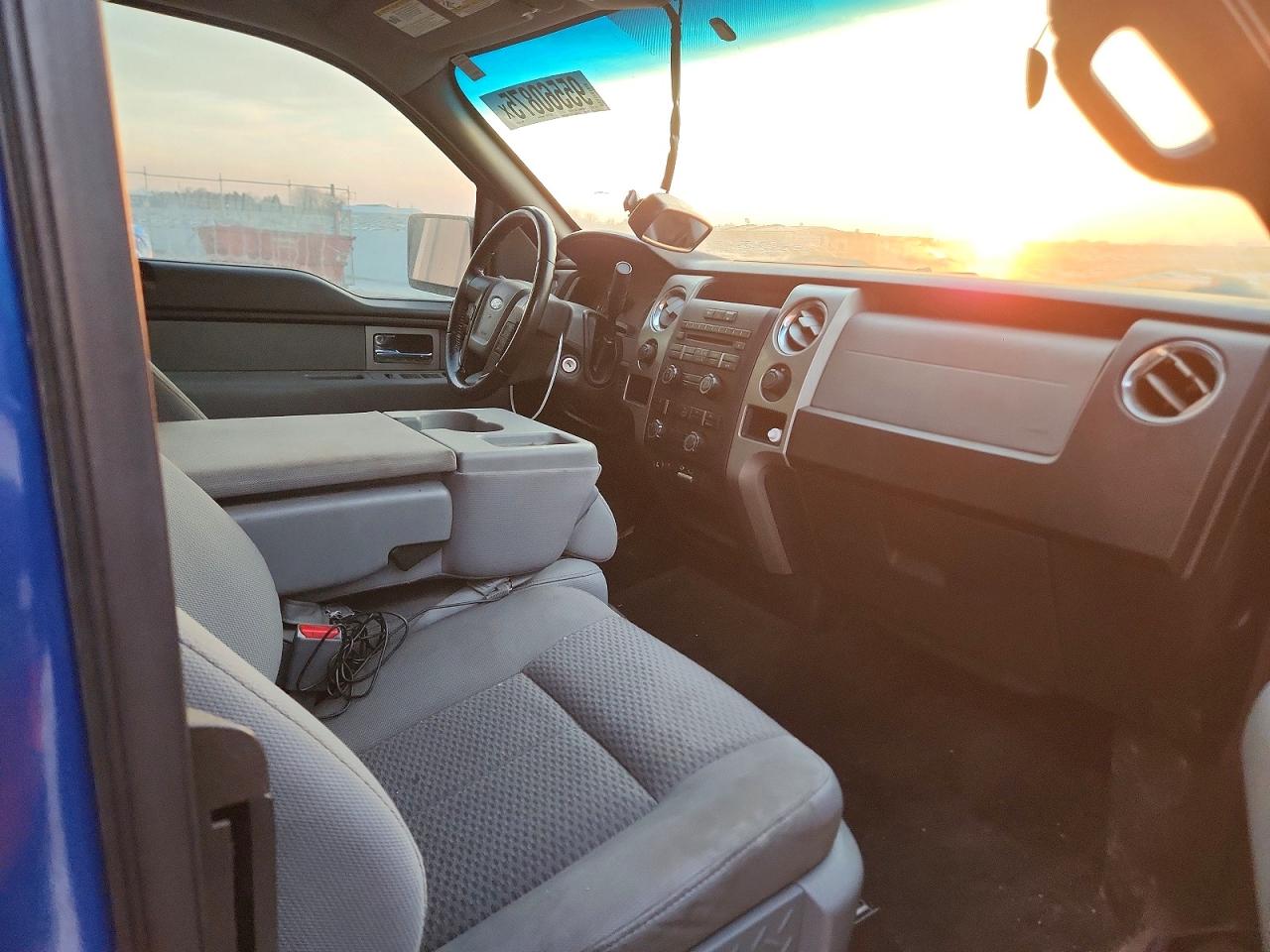 Ford F-150 Super Cab