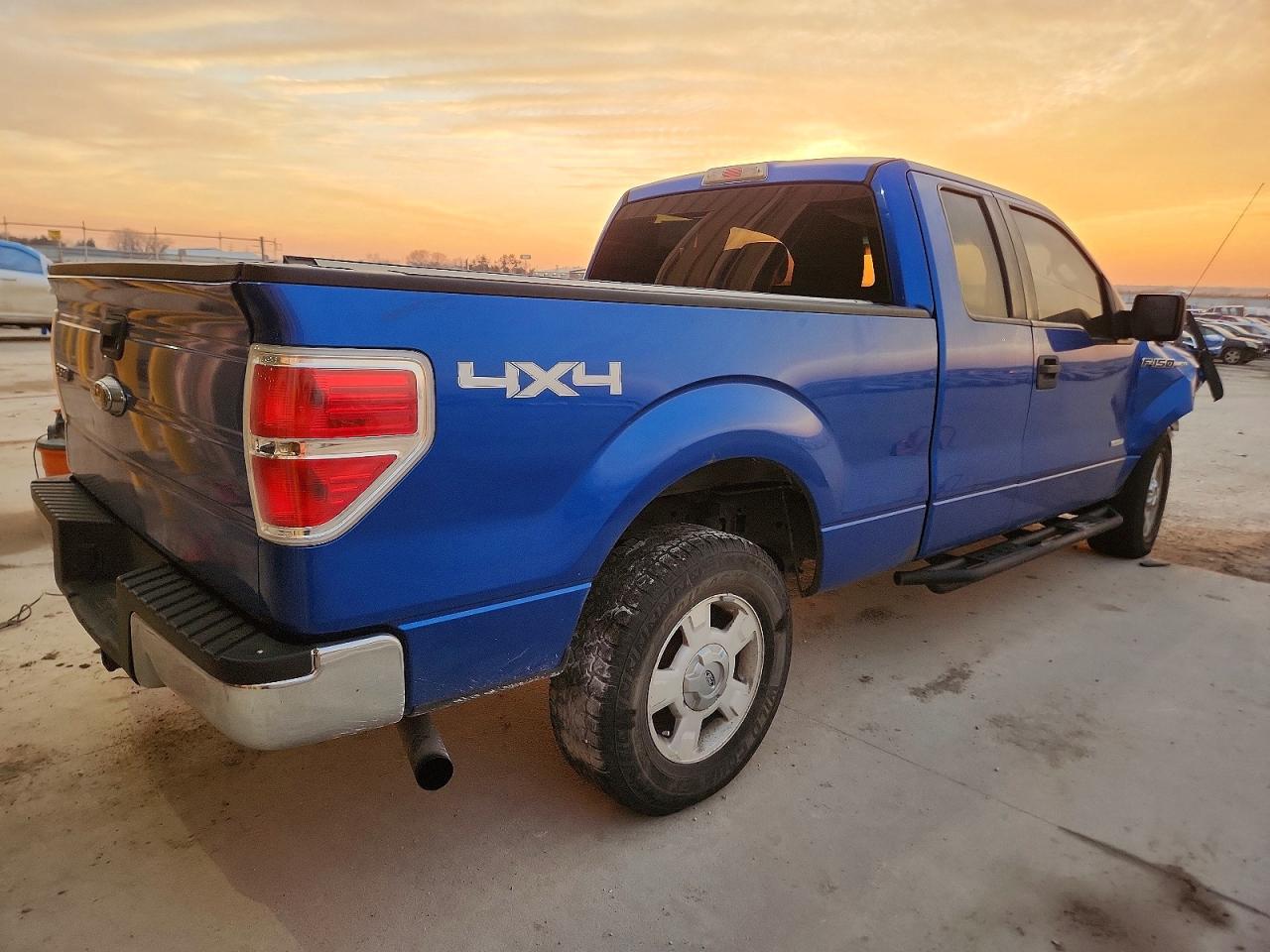 Ford F-150 Super Cab
