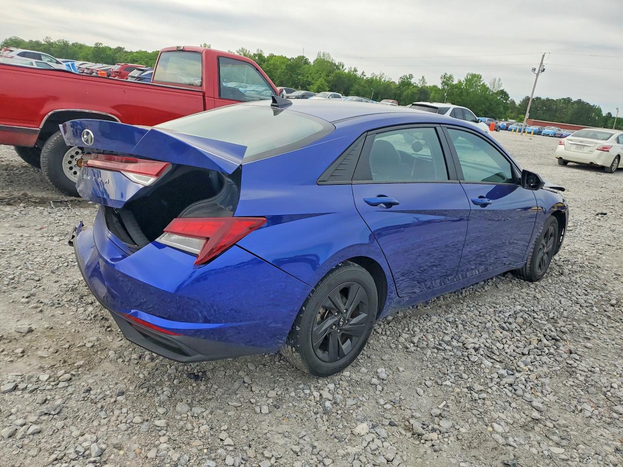 Hyundai ELANTRA Sel
