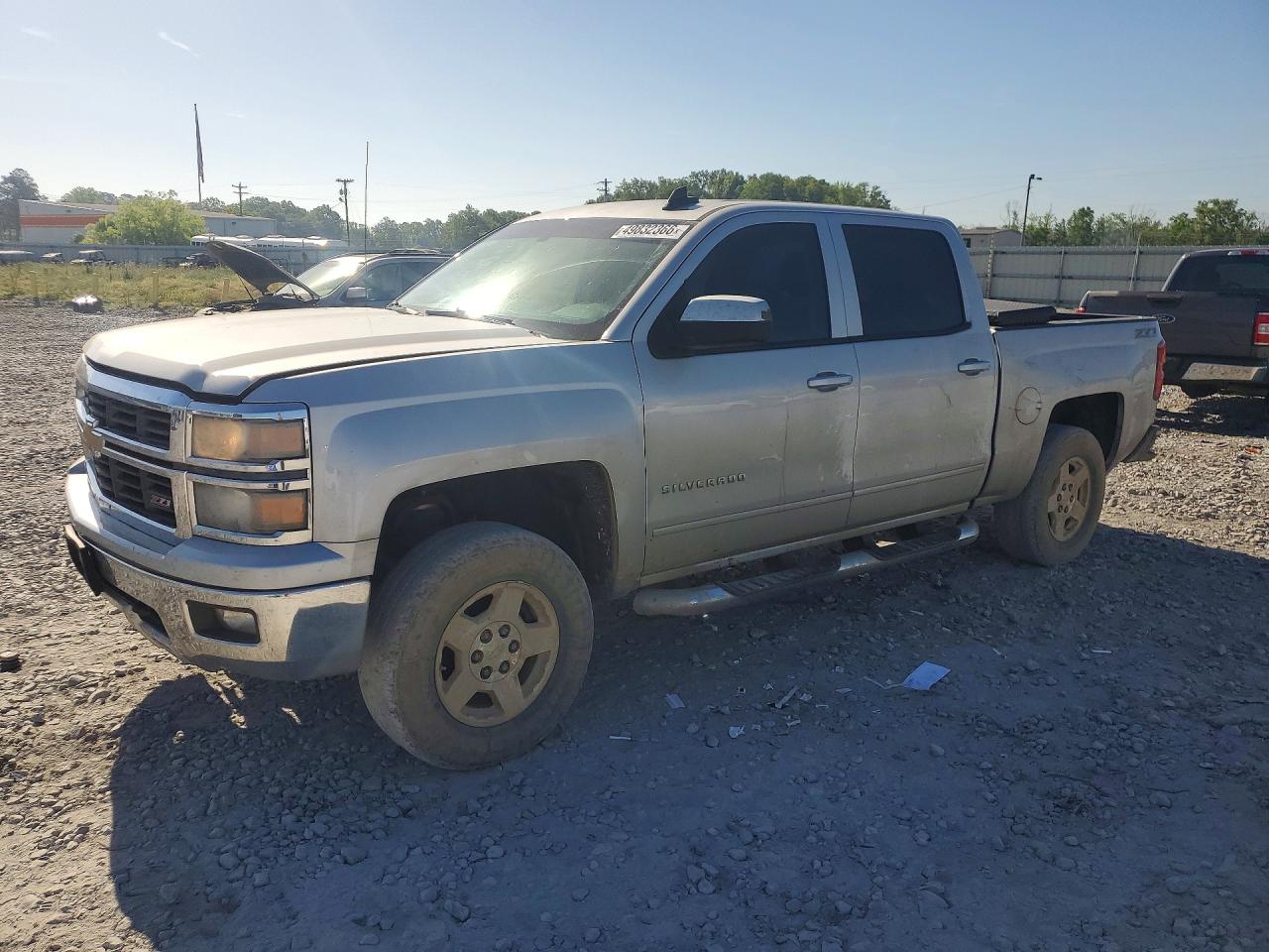 Salvage Chevrolet Silverado Image