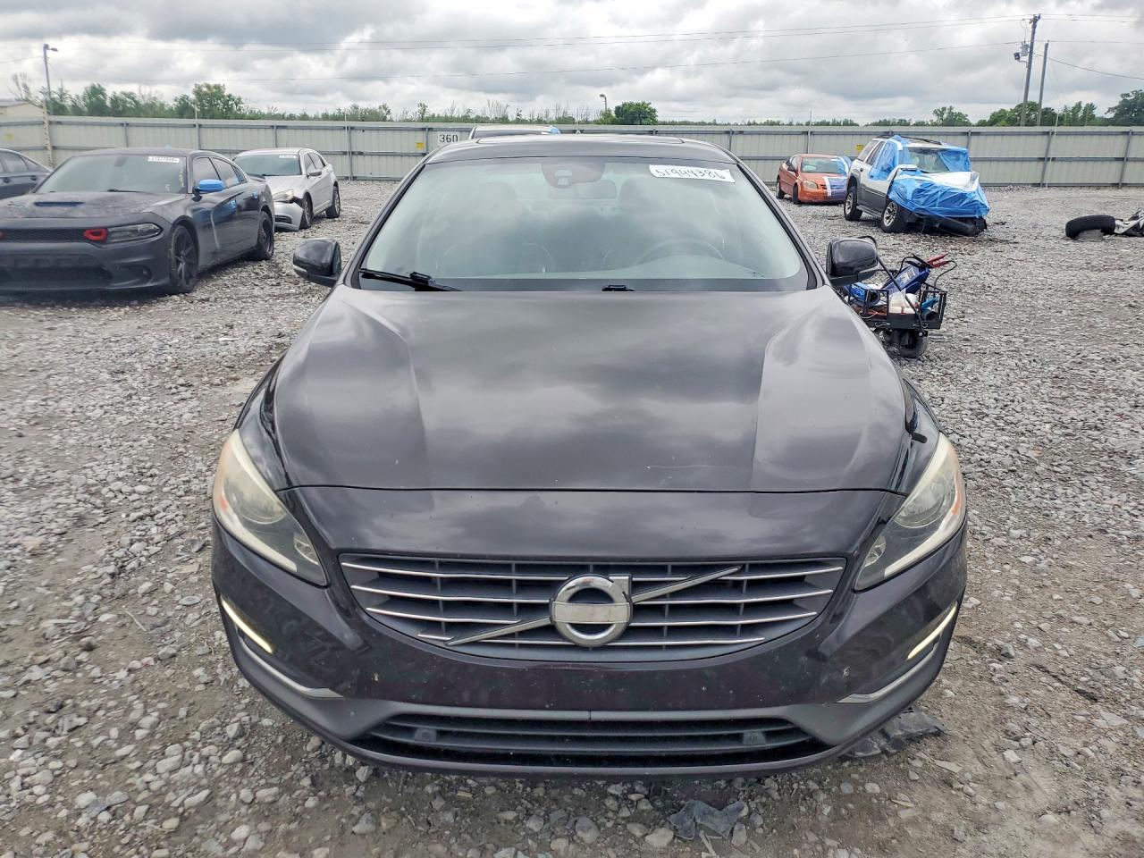 Volvo S60 T5