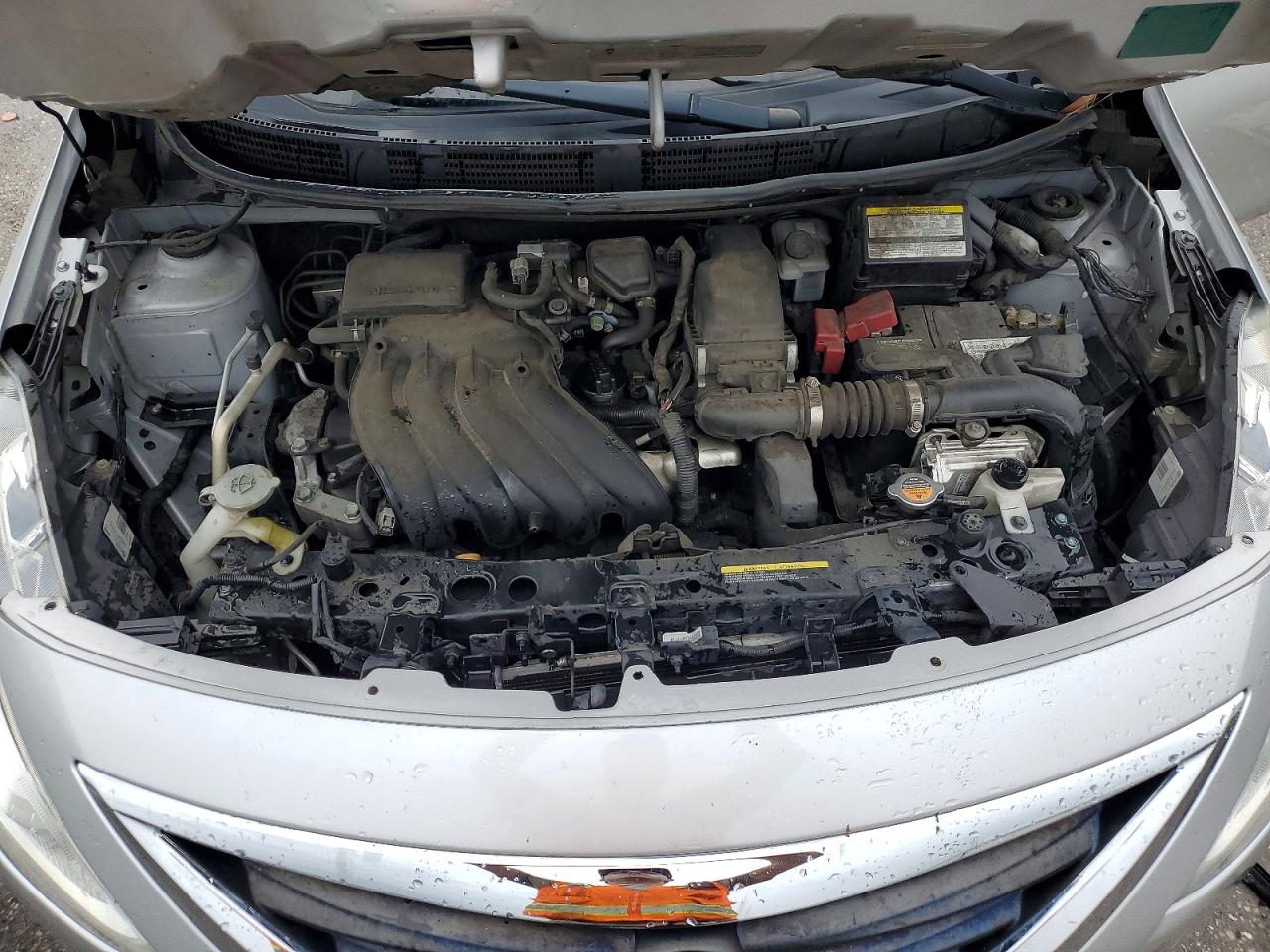 Nissan Versa Sv