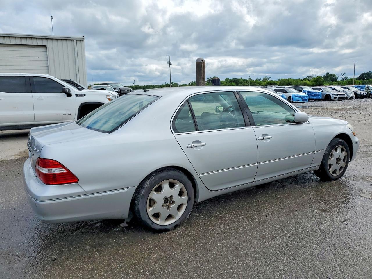 Lexus LS 430