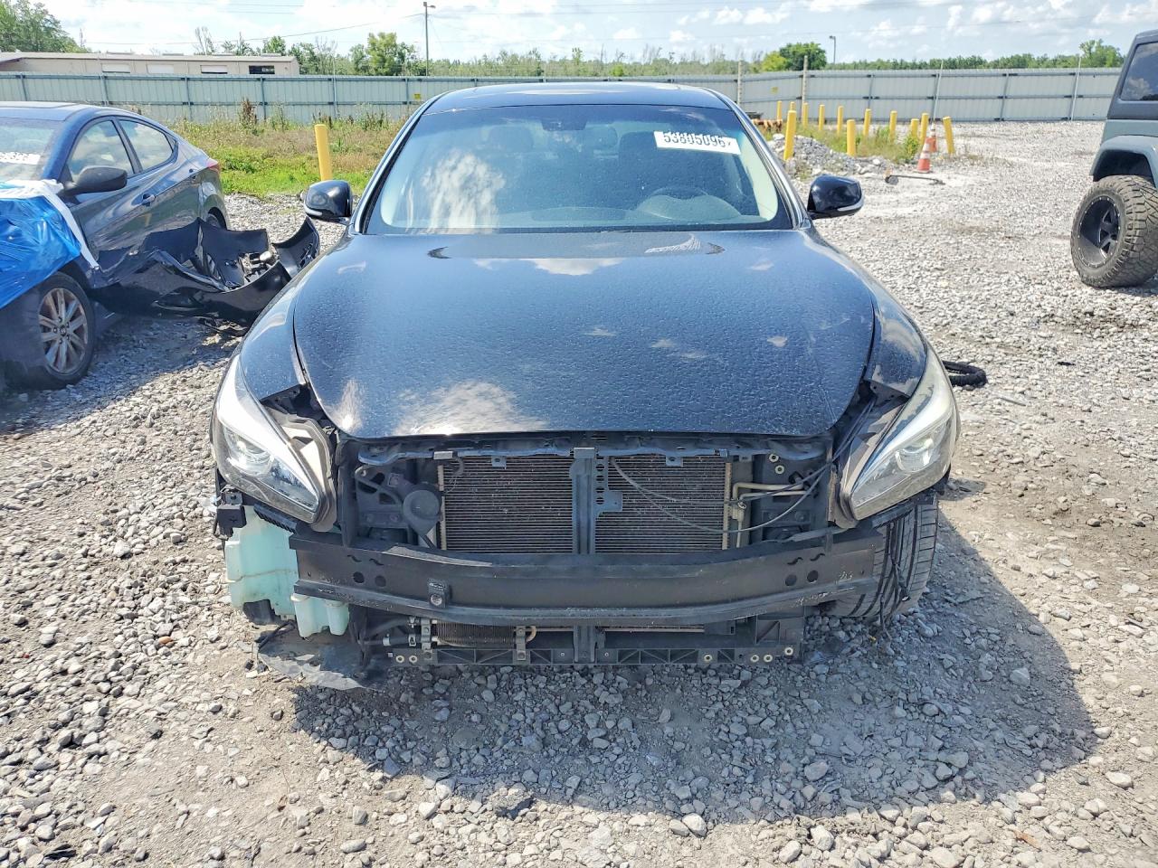 INFINITI Q70 3.7 Luxe