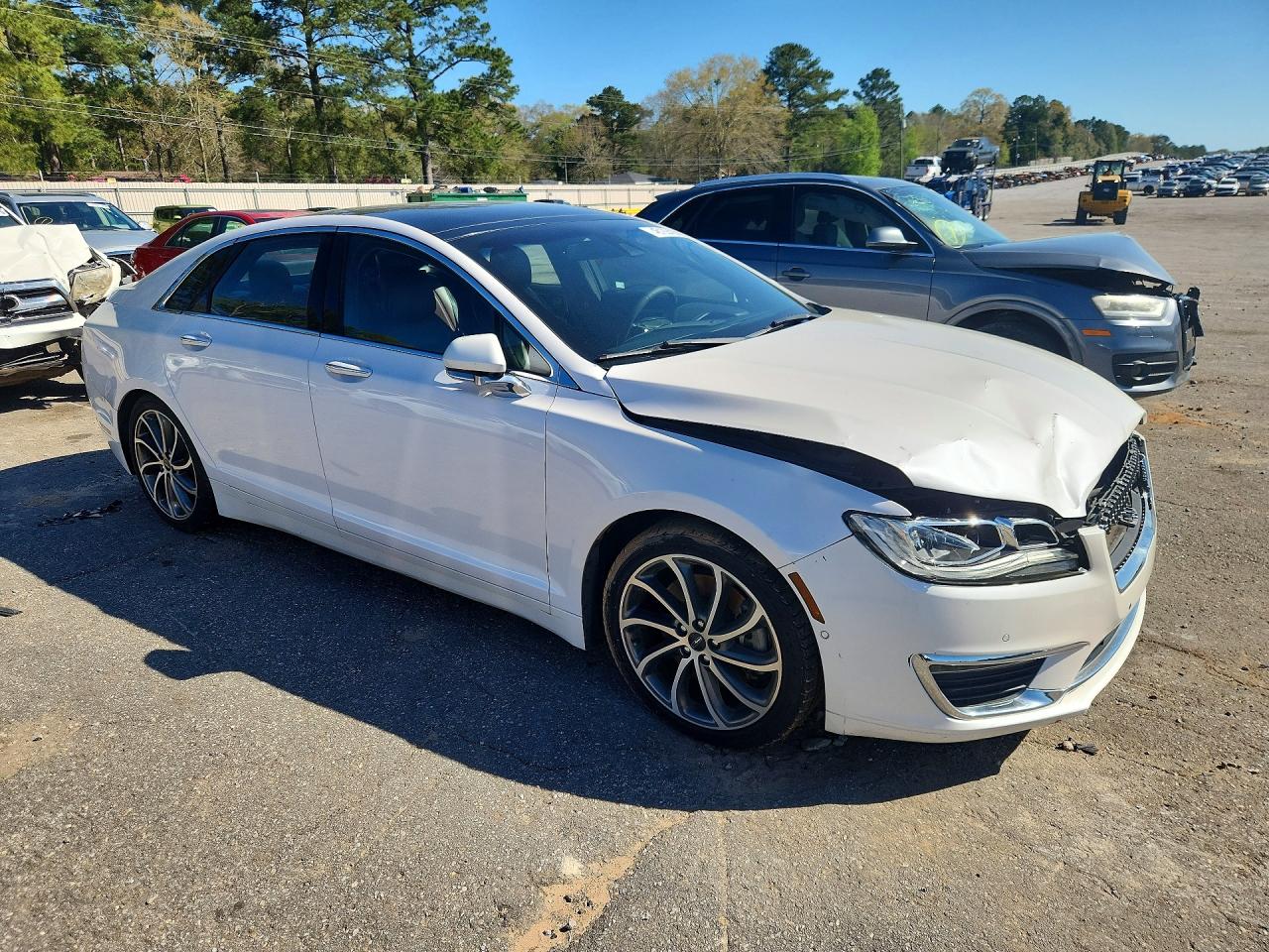 Lincoln MKZ Reserve