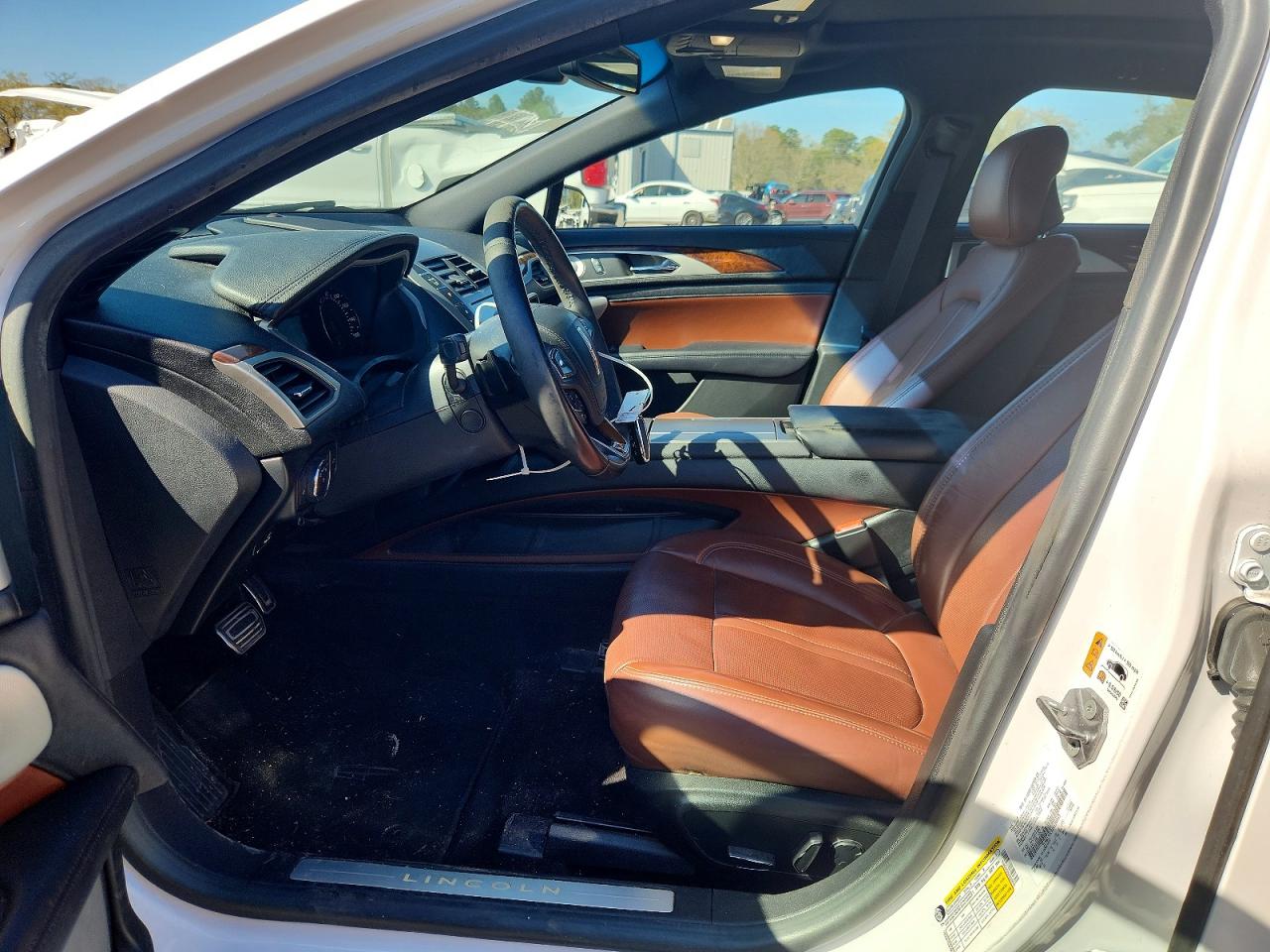 Lincoln MKZ Reserve