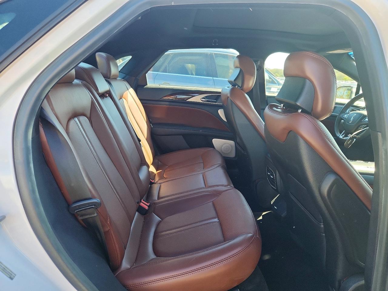 Lincoln MKZ Reserve