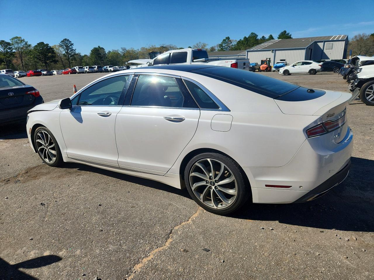 Lincoln MKZ Reserve