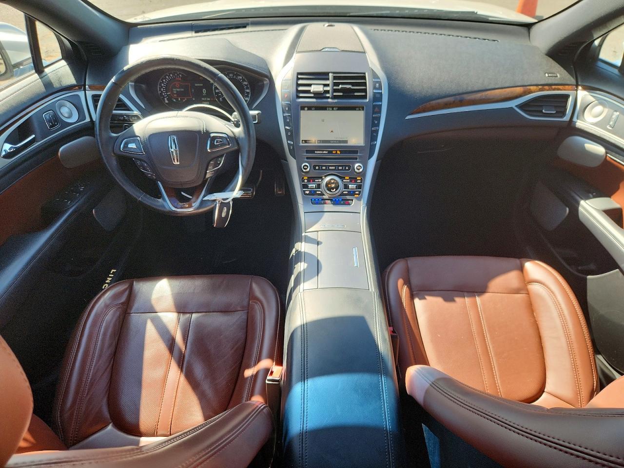 Lincoln MKZ Reserve