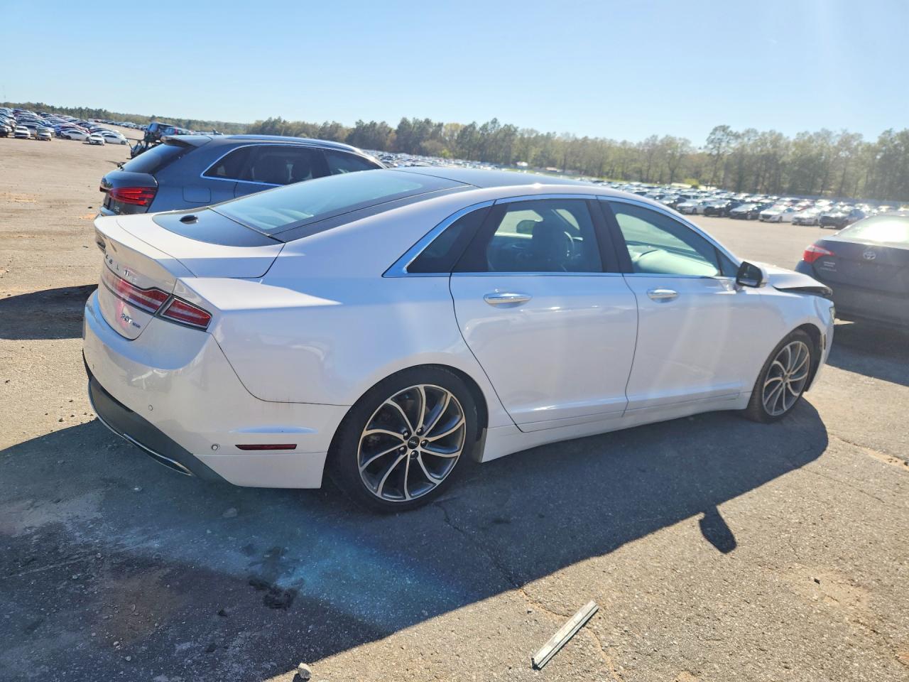 Lincoln MKZ Reserve