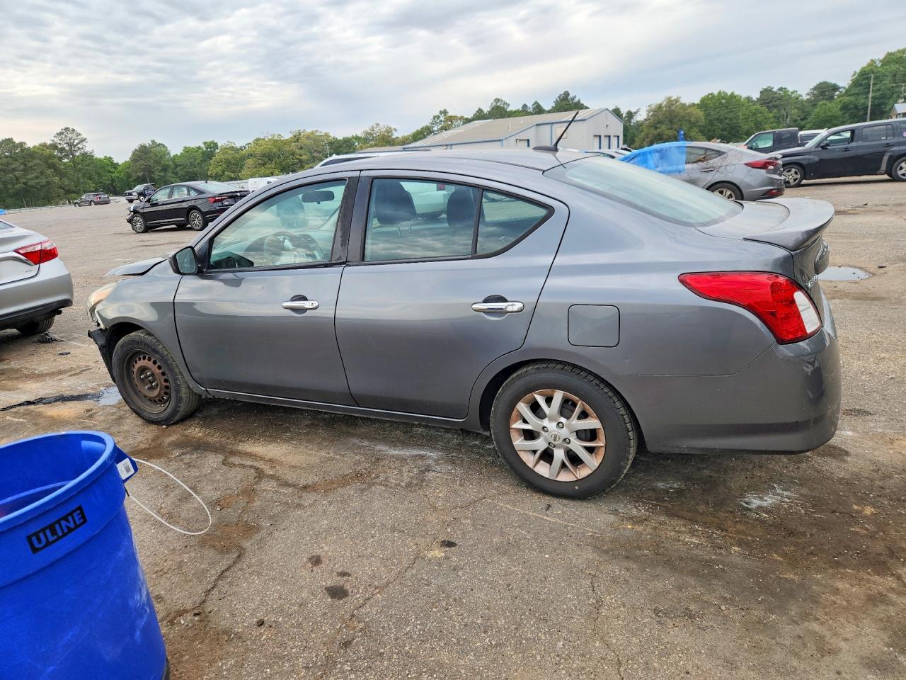 Nissan Versa Sv