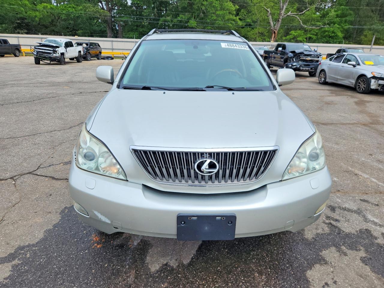 Lexus RX Base