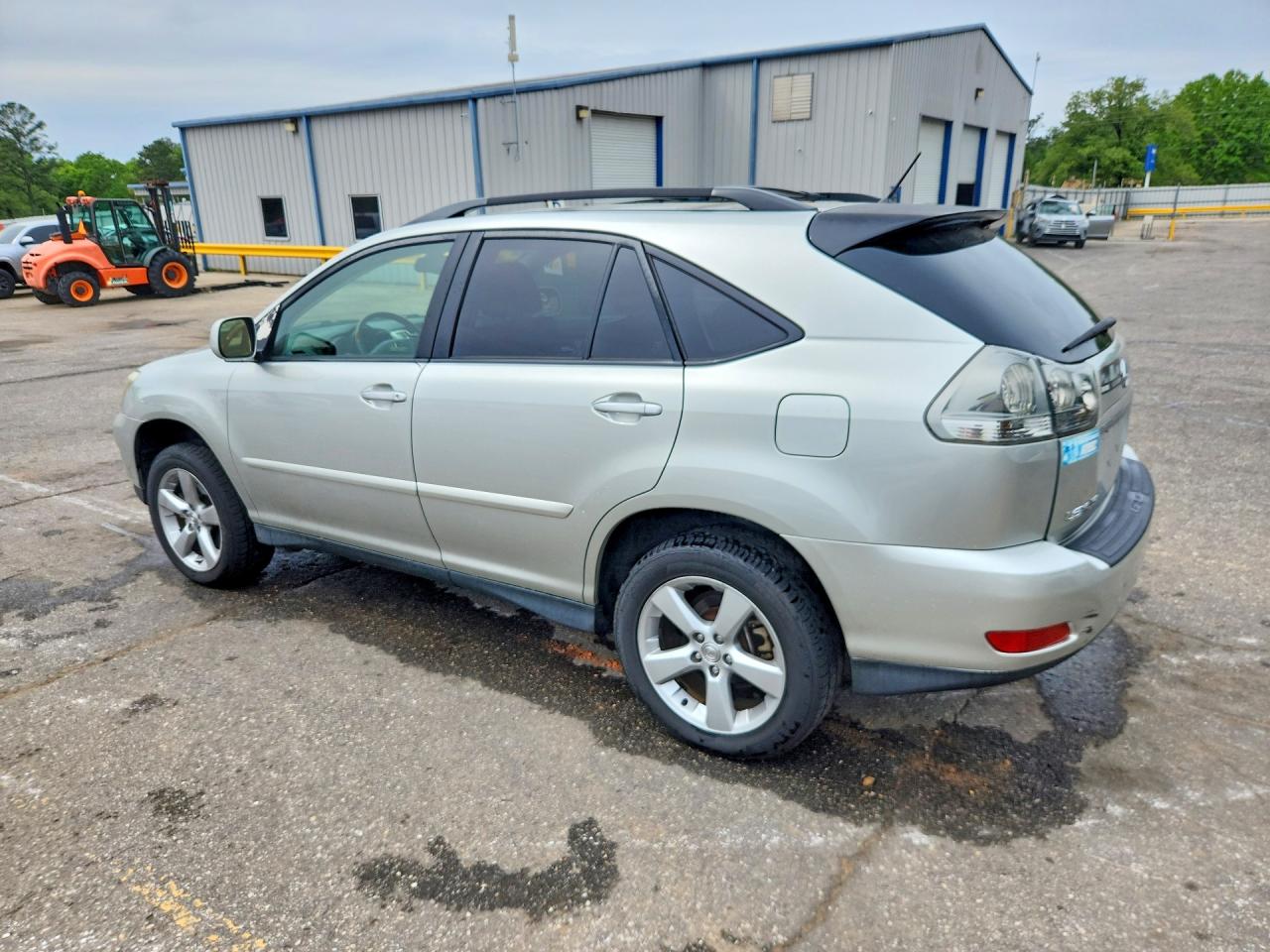 Lexus RX Base