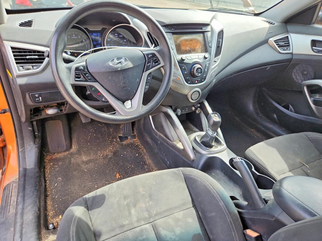 Hyundai VELOSTER