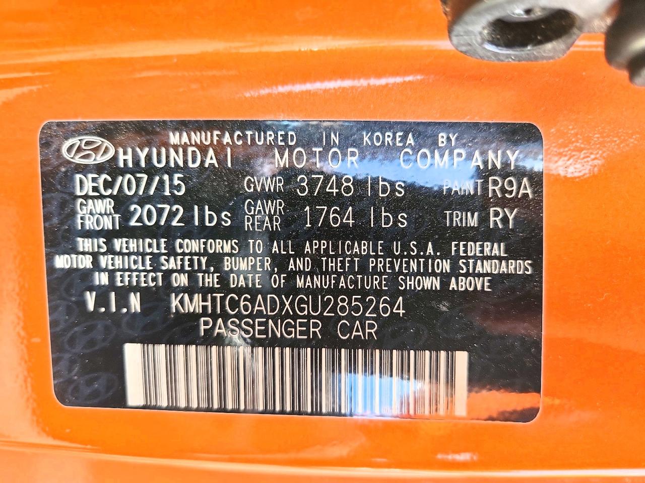 Hyundai VELOSTER
