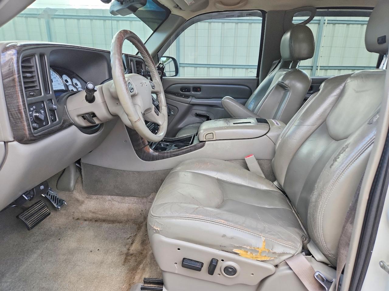 GMC Yukon Denali