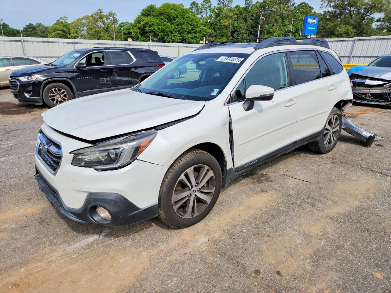 Salvage Subaru Outback Image