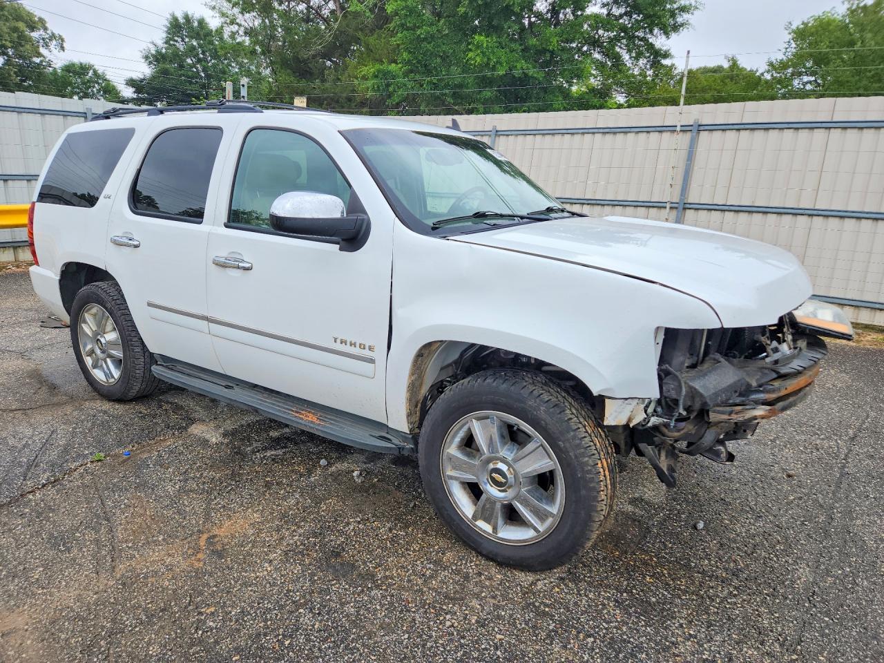 Chevrolet Tahoe C1500 Ltz