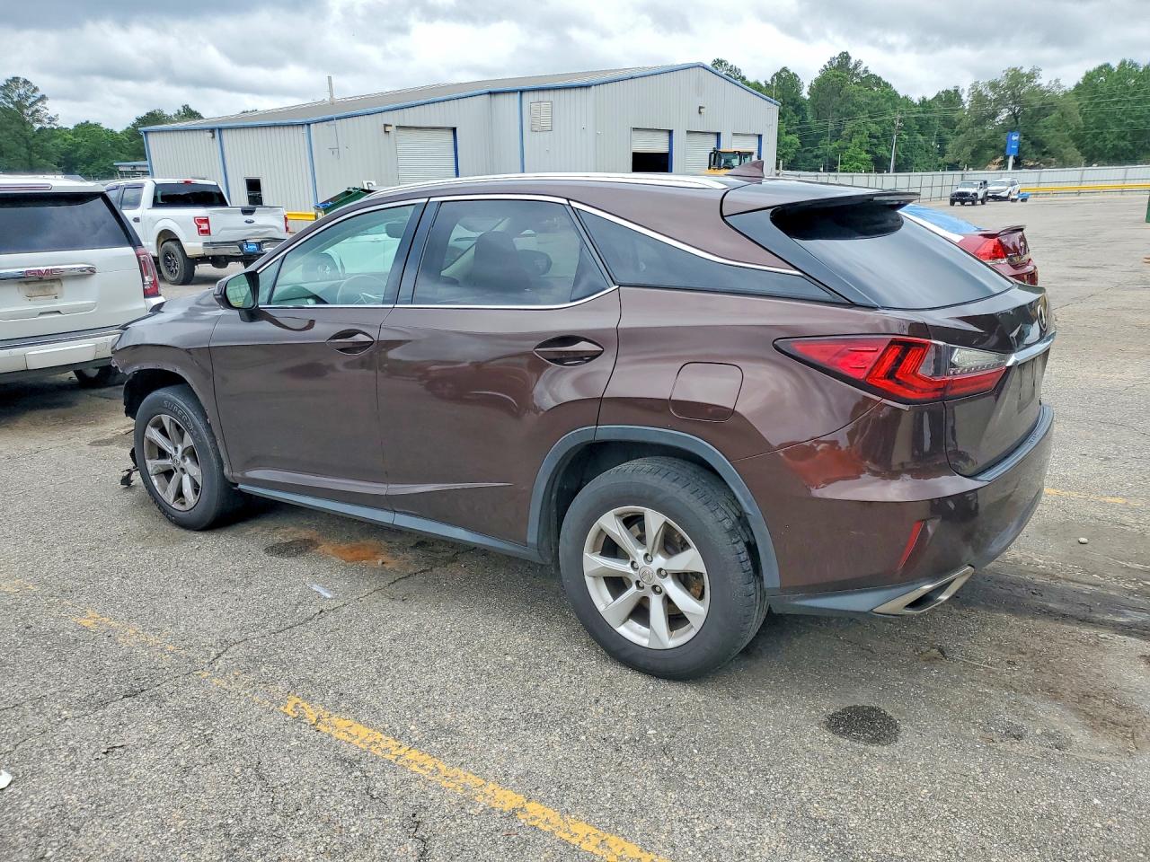 Lexus RX Base