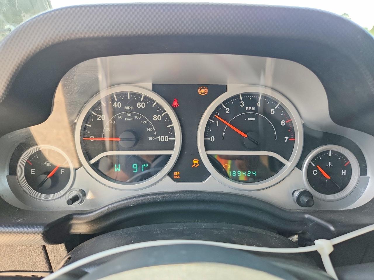Jeep Wrangler Sport