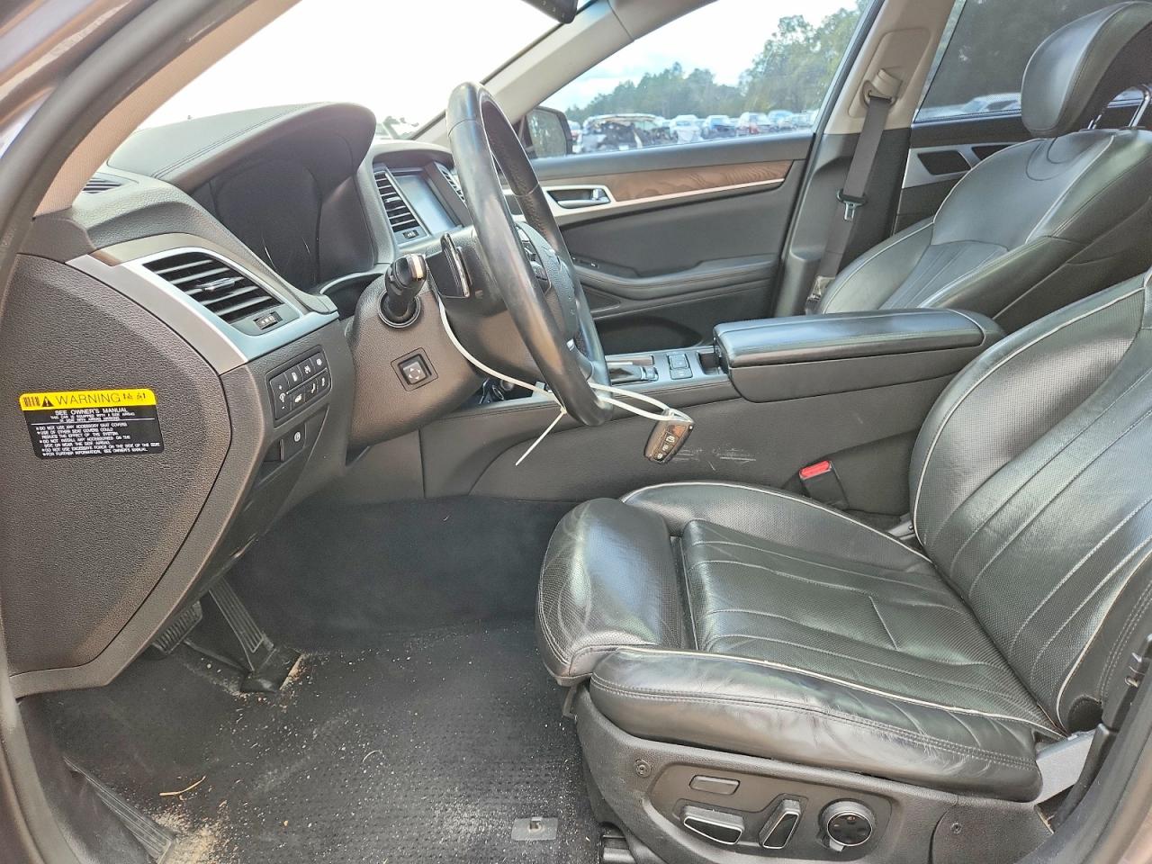 Hyundai Genesis 5.0l