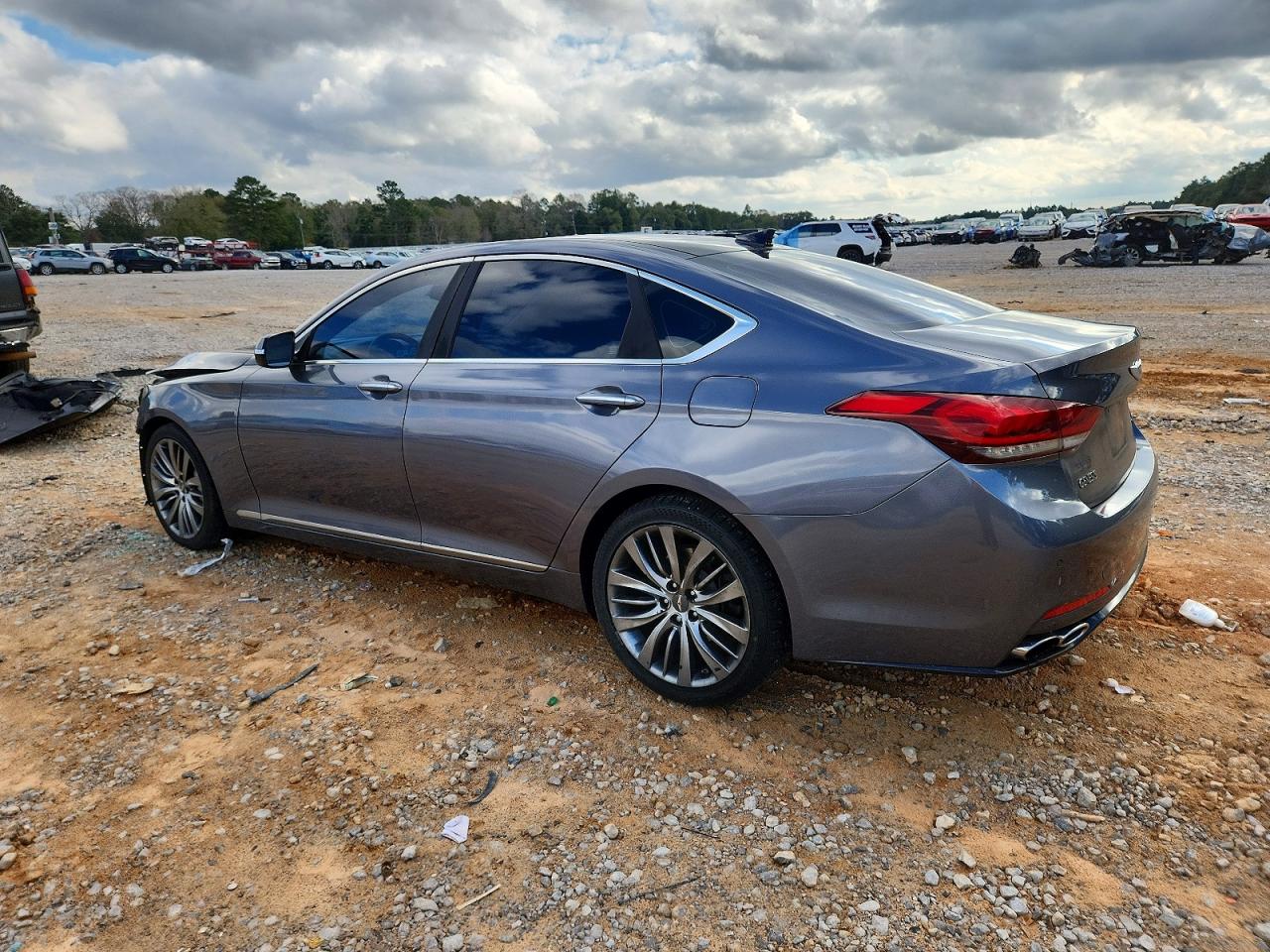 Hyundai Genesis 5.0l