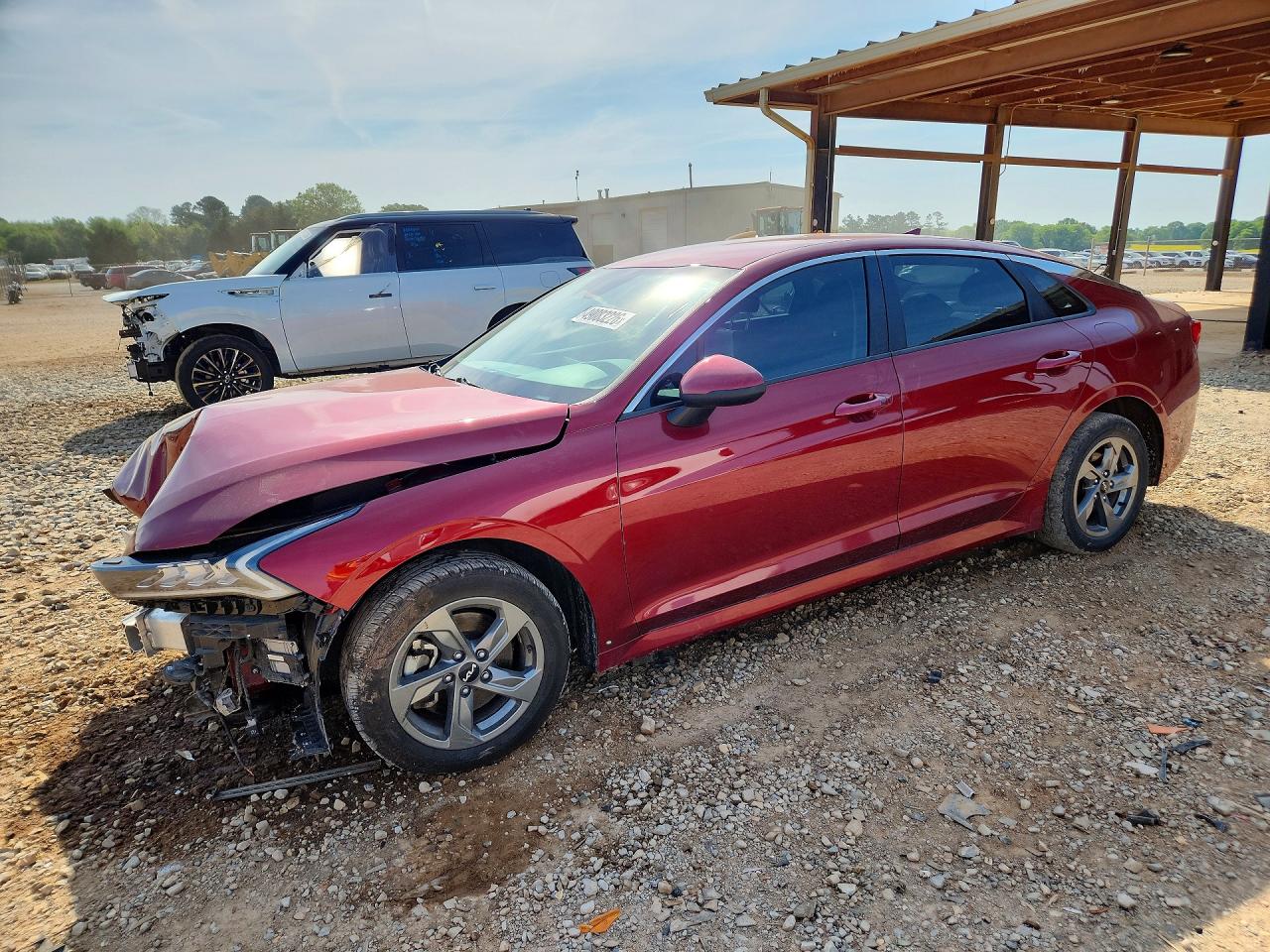 Salvage Kia K5 Image