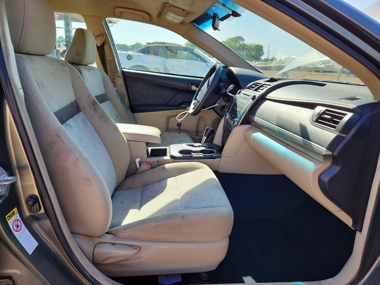 Toyota Camry L