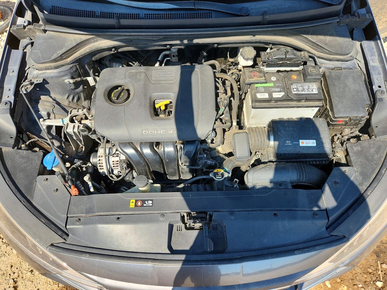 Hyundai ELANTRA Sel