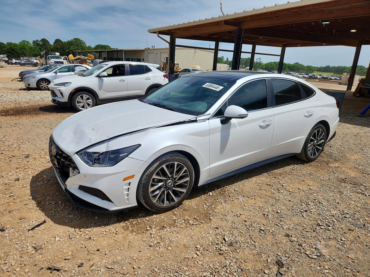 Salvage Hyundai SONATA Image