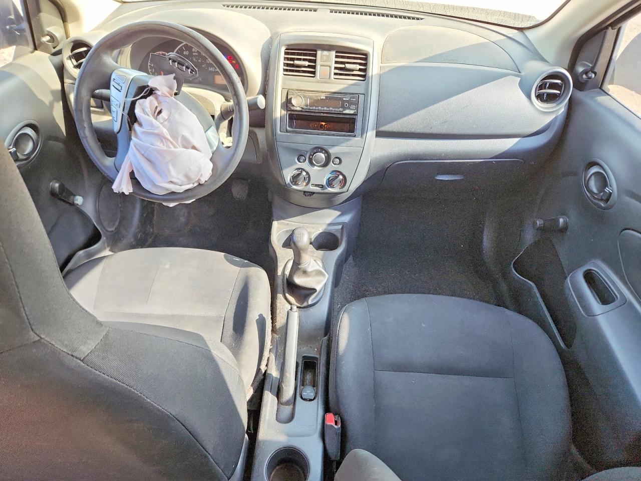 Nissan Versa