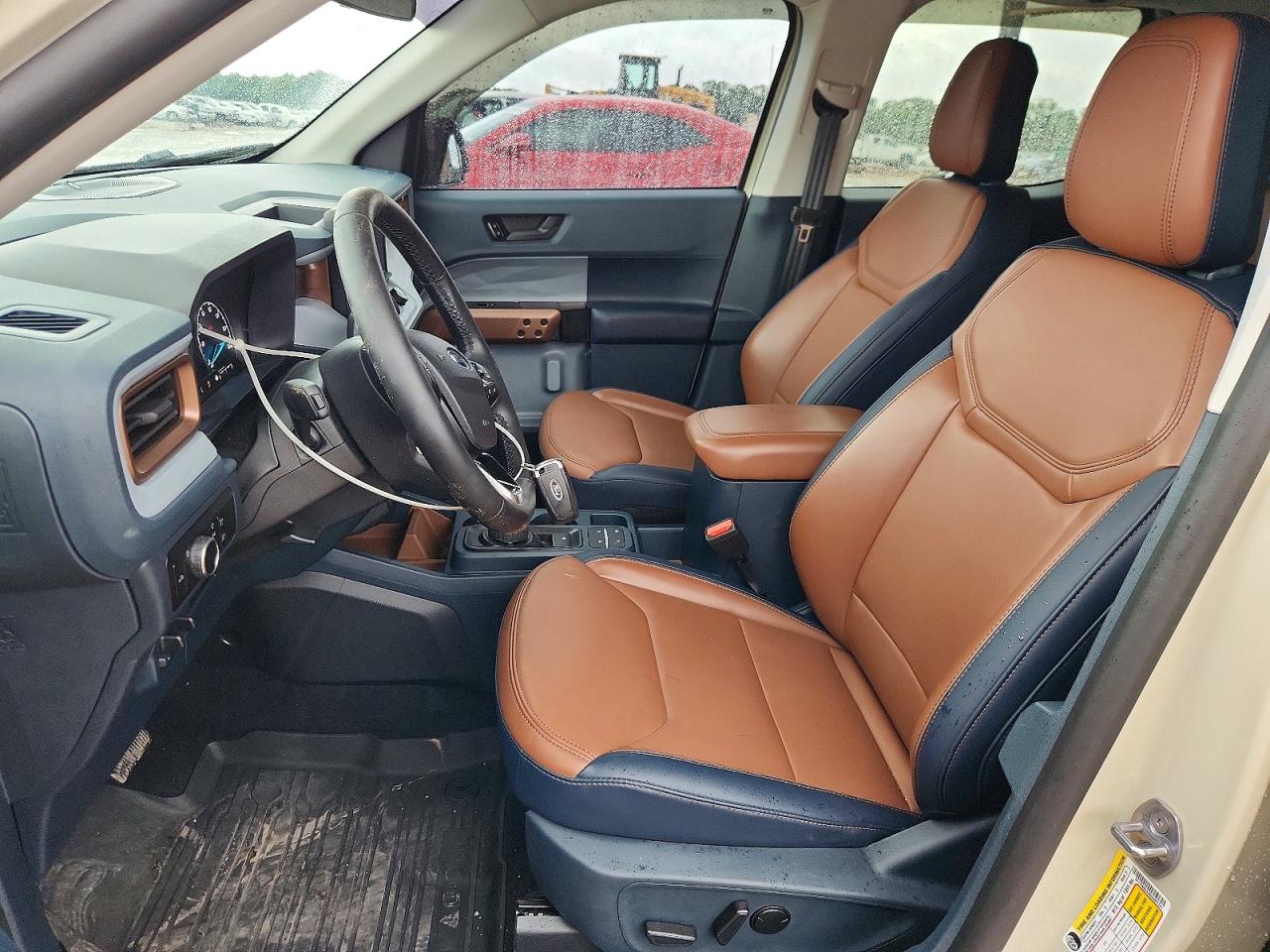 Ford Maverick Lariat