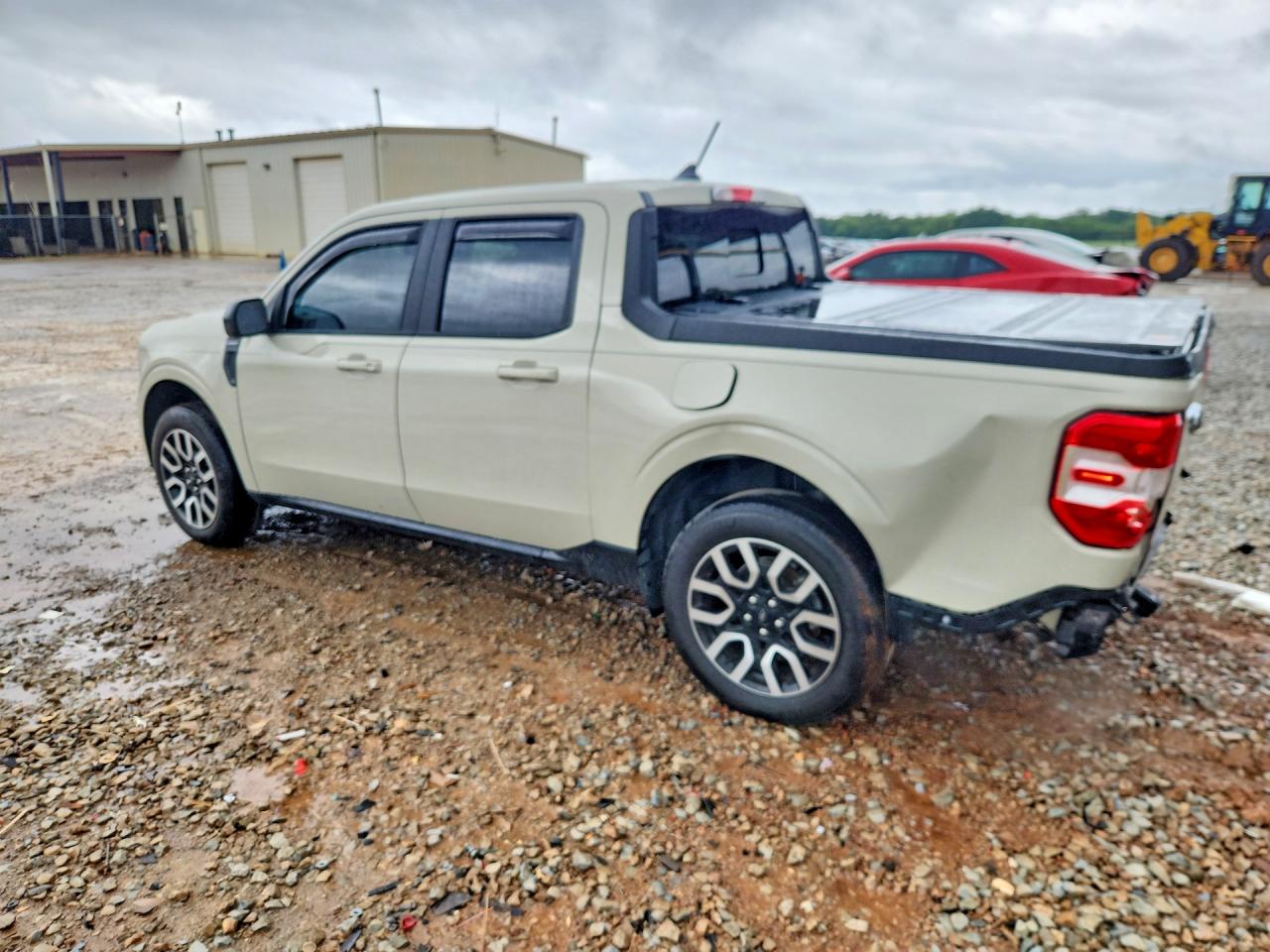 Ford Maverick Lariat