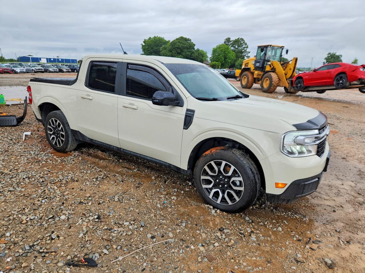 Ford Maverick Lariat