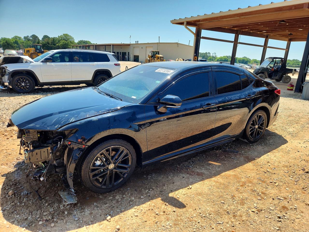 Salvage Toyota Camry Image