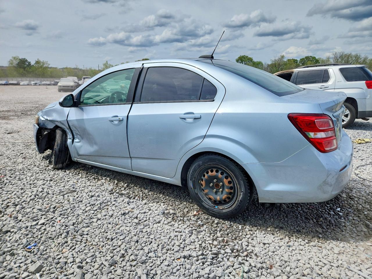 Chevrolet Sonic Ls